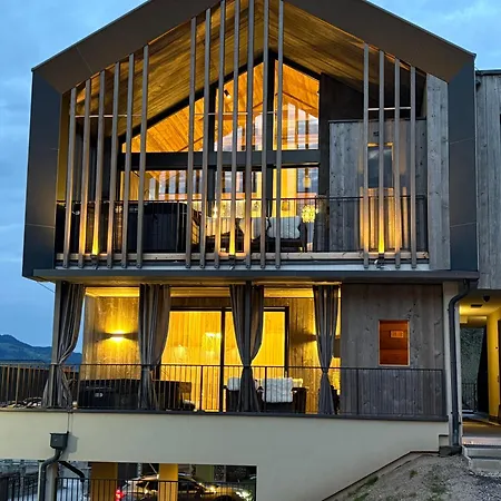 Aloha 2 Apartment Haus im Ennstal